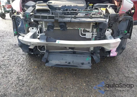 2018 Jeep Cherokee Latitude 4X4 from USA, damaged, VIN 1C4PJMCB1JD601329